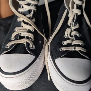 Black Converse All Star trainers with white sole Size 7